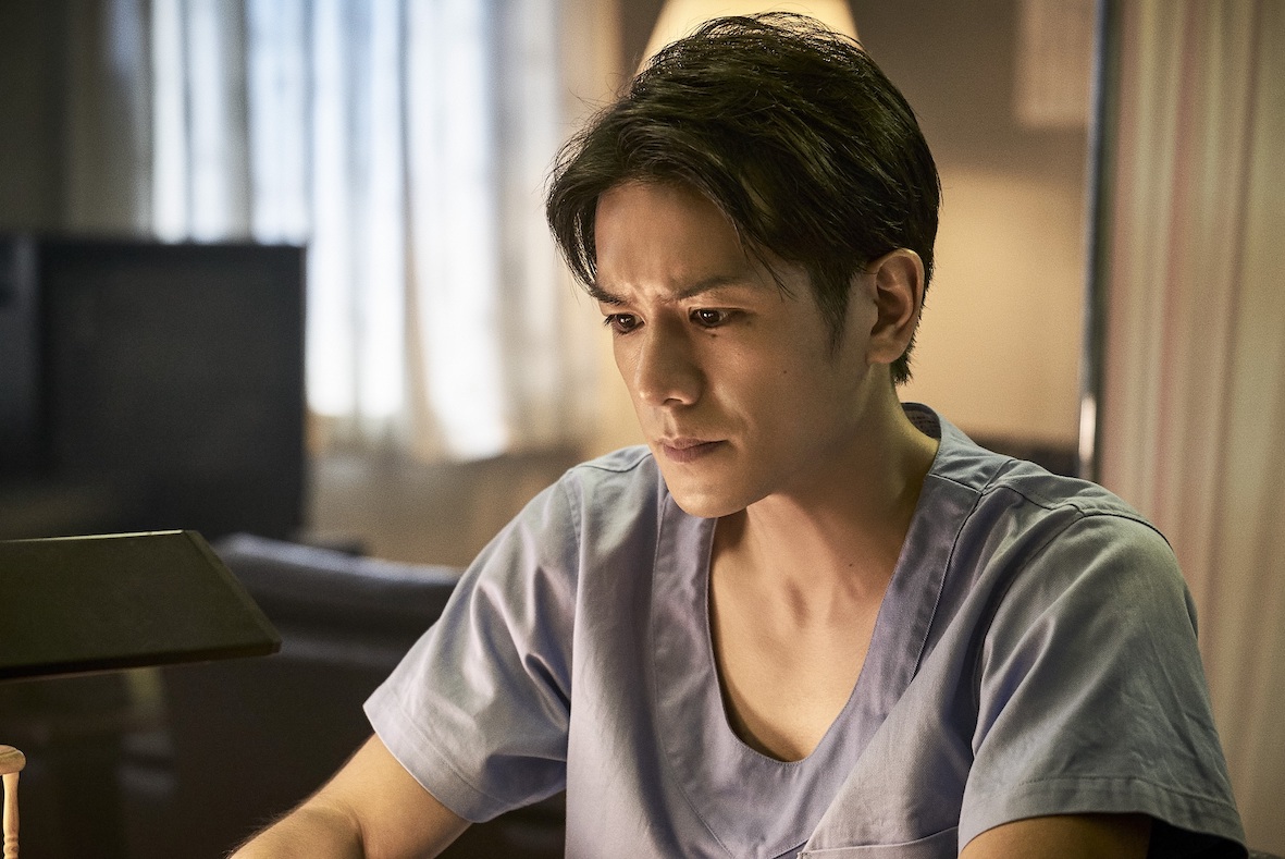 滝沢秀明 主演「連続ドラマW 孤高のメス」公式サイトで9種類のスポット