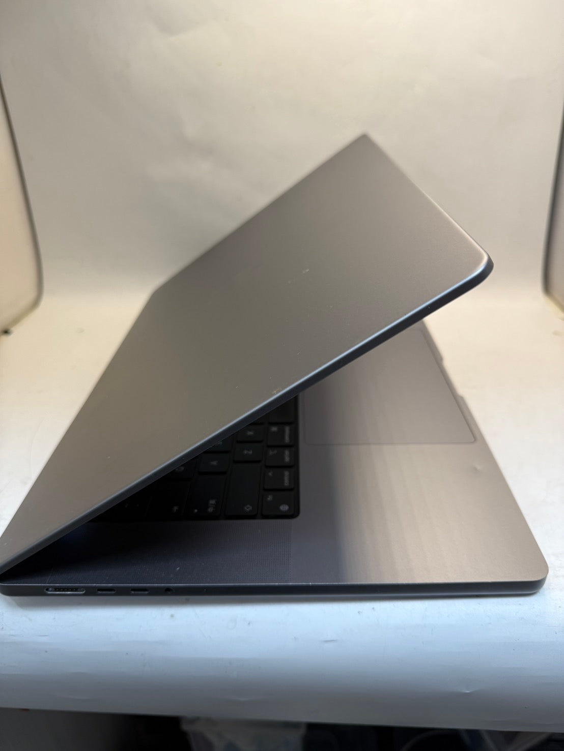 MacBook Pro M1Pro 16インチ メモリ16GB SSD 1TB – ML COMPUTERS