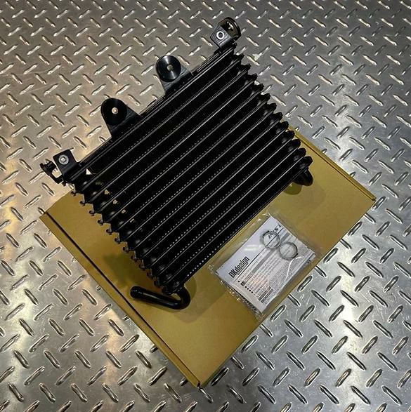 BMW RnineT MEGA オイルクーラー シルバー&ブラック DKdesign | バイク