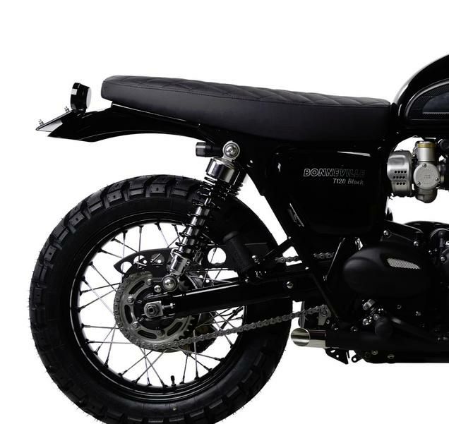 トライアンフ ボンネビル T120 T100 スラクストン スクランブラー