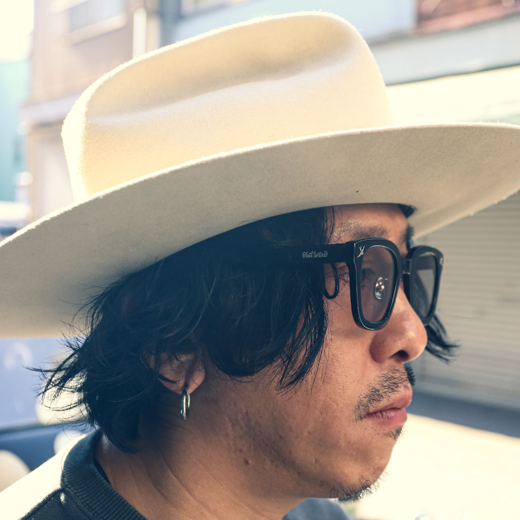 THE PHANTOM / Black / Light Gray Lens | Mr.CASANOVA