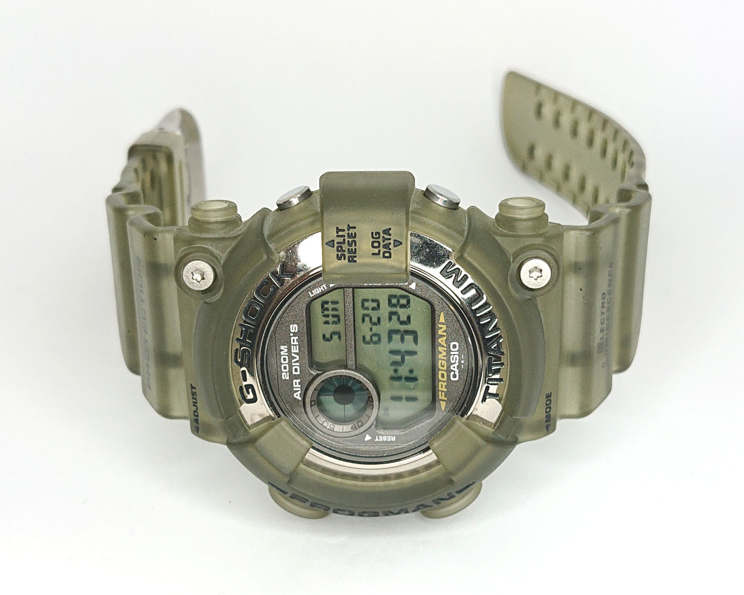 CASIO カシオ G-SHOCK FROGMANの電池交換