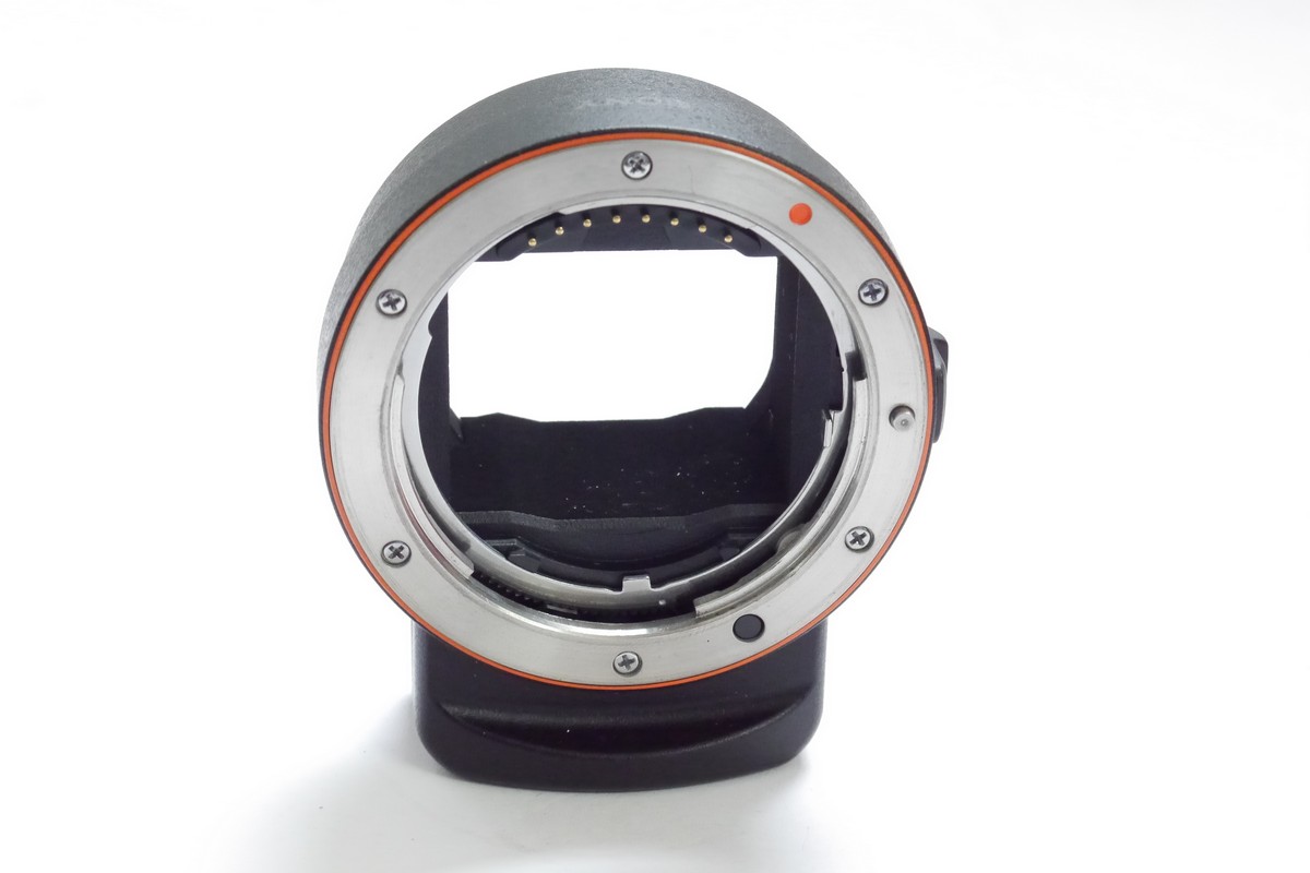Sony LA-EA3 Mount adapter for Sony E mount lenses on A mount