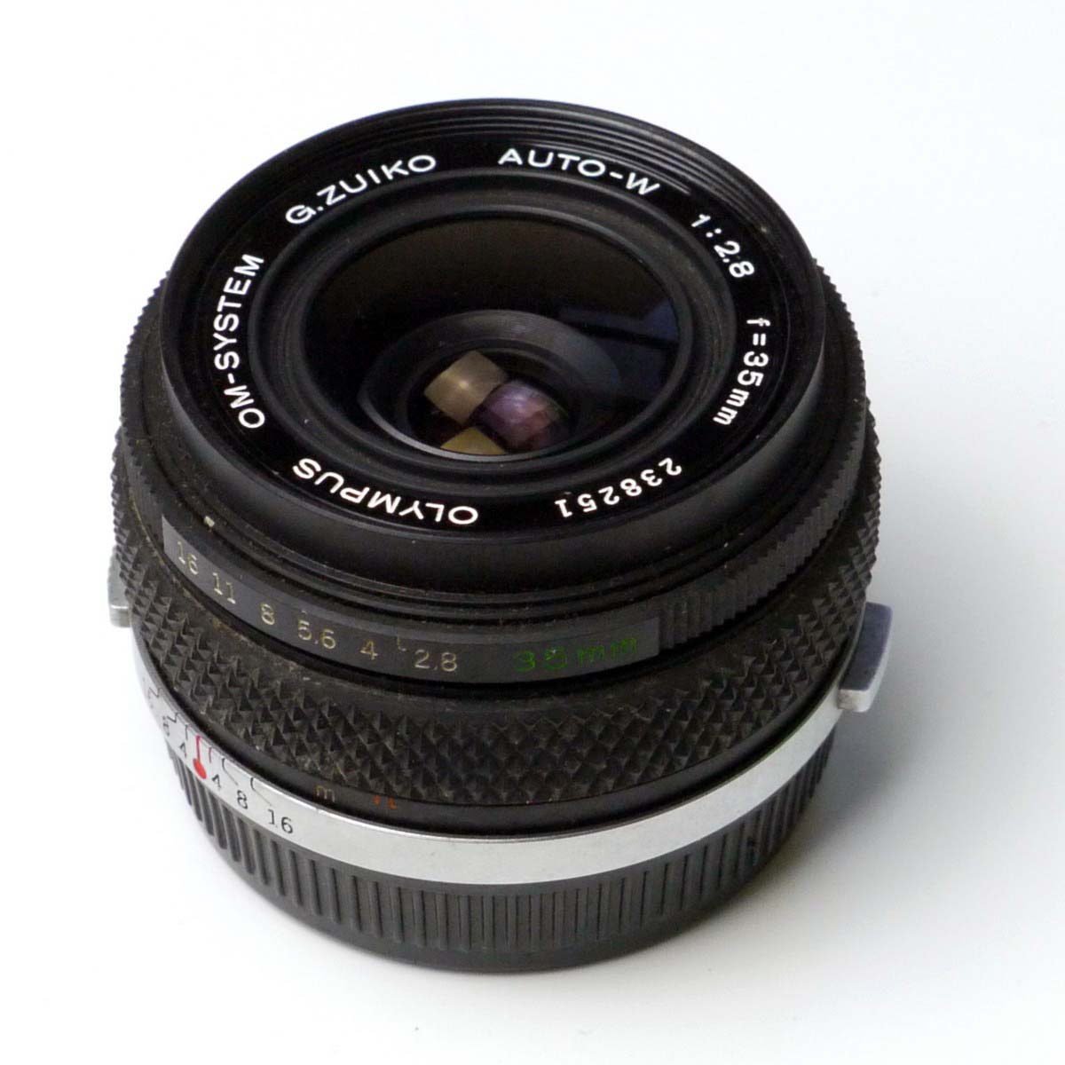 Olympus 35mm f2.8 G Zuiko manual focus OM mount lens + rear cap
