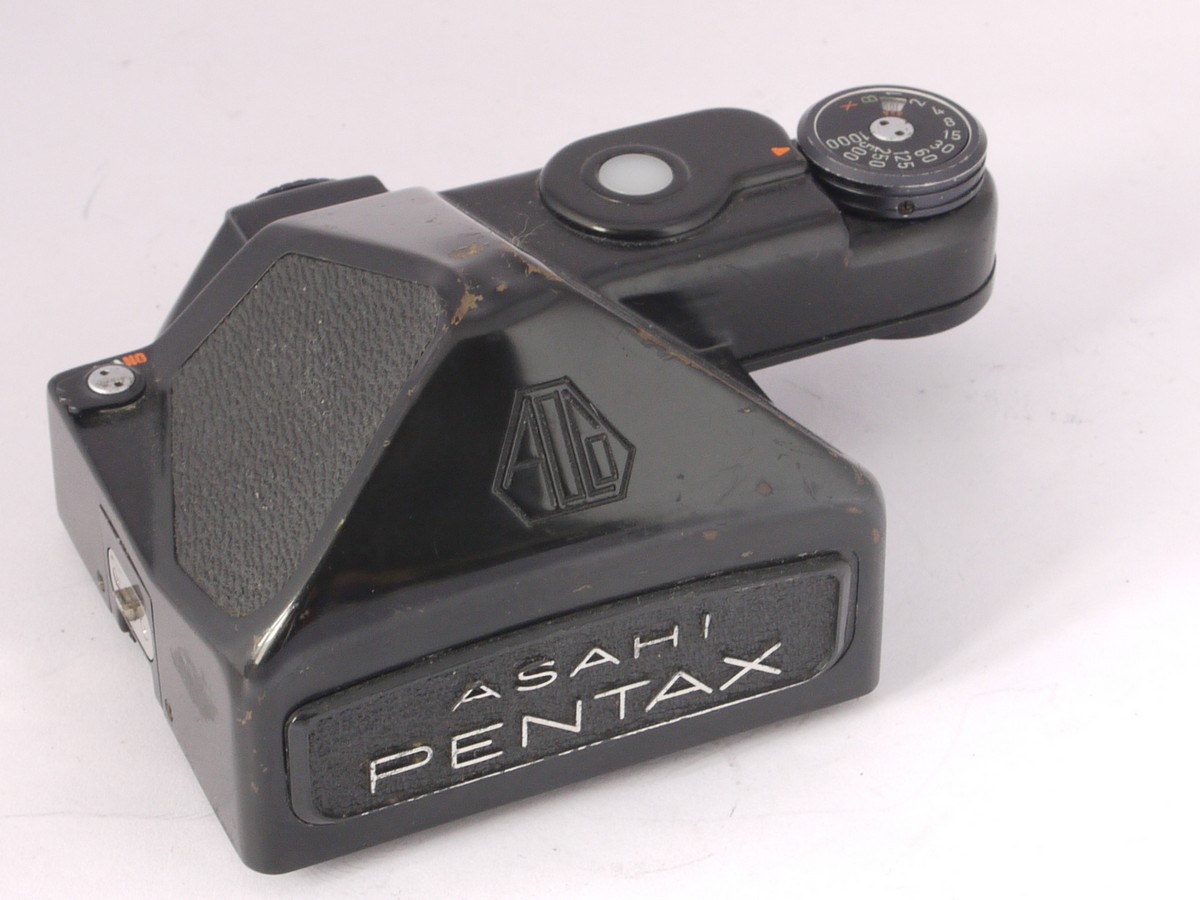 Pentax 6×7 TTL Metering Prism finder + makers case. Non-working