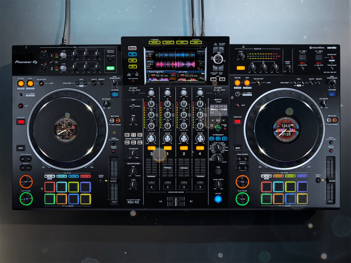 Pioneer DJ XDJ-XZ Review