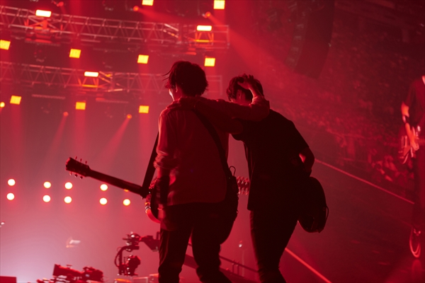 BUMP OF CHICKENとファンが作った「魔法みたいな夜」――「BUMP OF