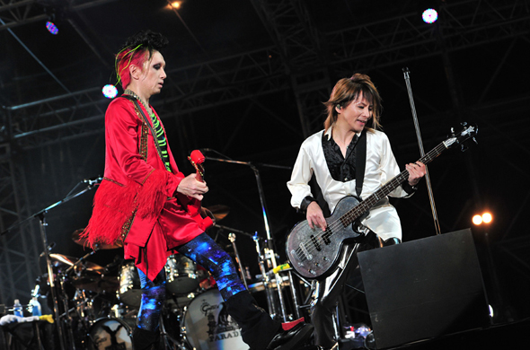 BUCK-TICK、メジャーデビュー25周年を飾るフェスで貫禄のライブ