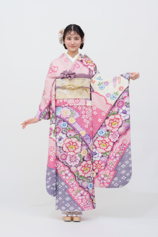 京都きもの友禅の振袖 /ピンク色/古典/花柄/ No.278 正絹 総絞り | My振袖