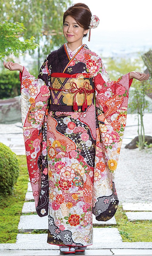 山善 呉服のいさじの振袖 /黒色/古典/花柄/ 黒・赤系古典柄振袖 | My振袖