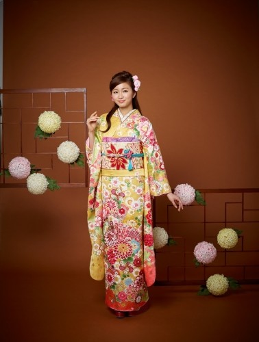 着物 おおやまの振袖 /黄色/古典/花柄/ 黄色系 古典柄振袖 | My振袖