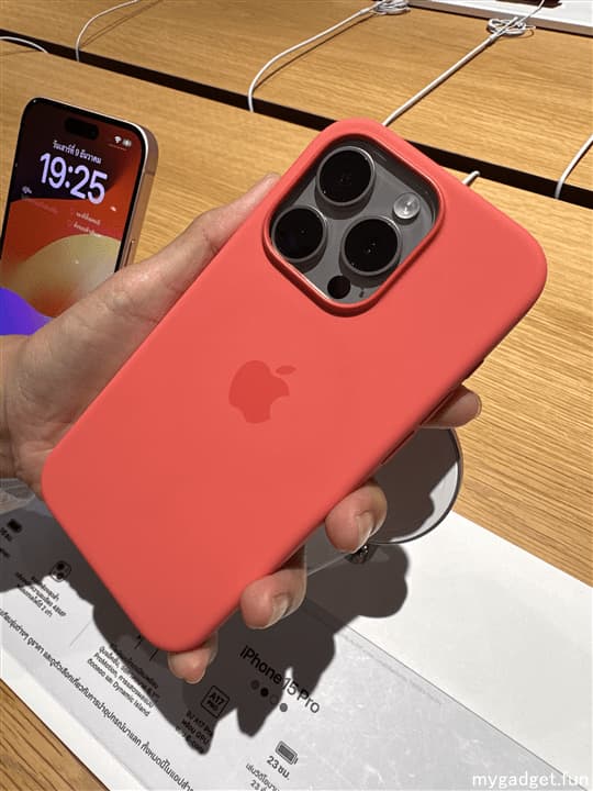 レビュー】MagSafe対応iPhone 15 Proシリコンケース｜ナチュラル