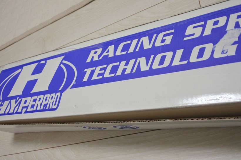 ﾊｲﾊﾟｰﾌﾟﾛのｽﾌﾟﾘﾝｸﾞに交換！競技と街乗りでの比較レビュー。VTR250で