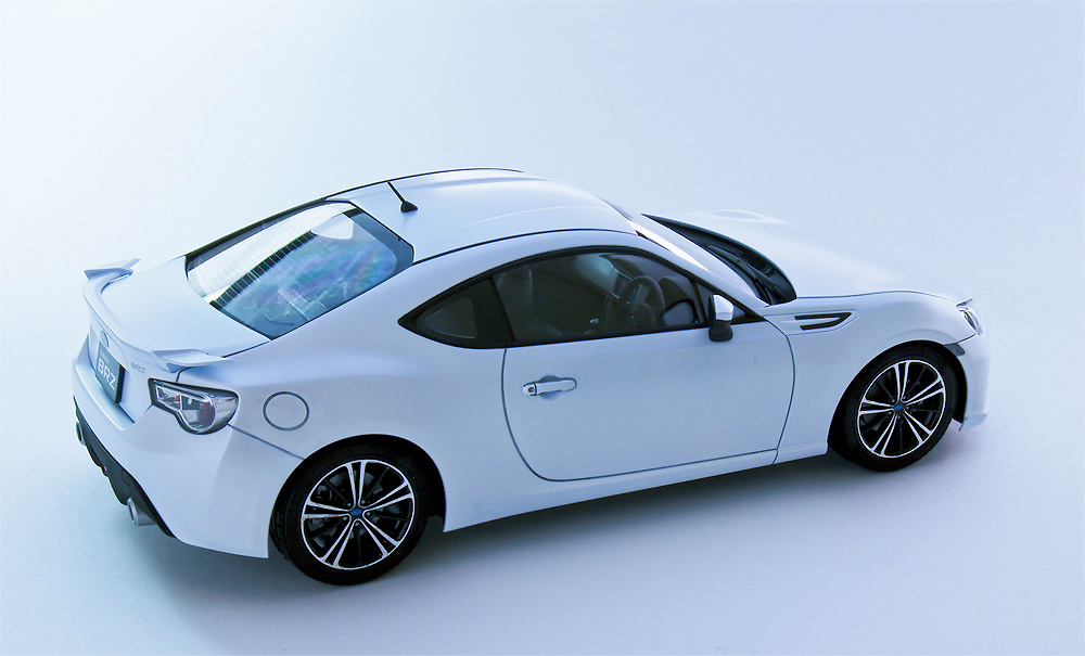 Special Features : TAMIYA 1/24 SUBARU BRZ | 図解！なんでも制作日記