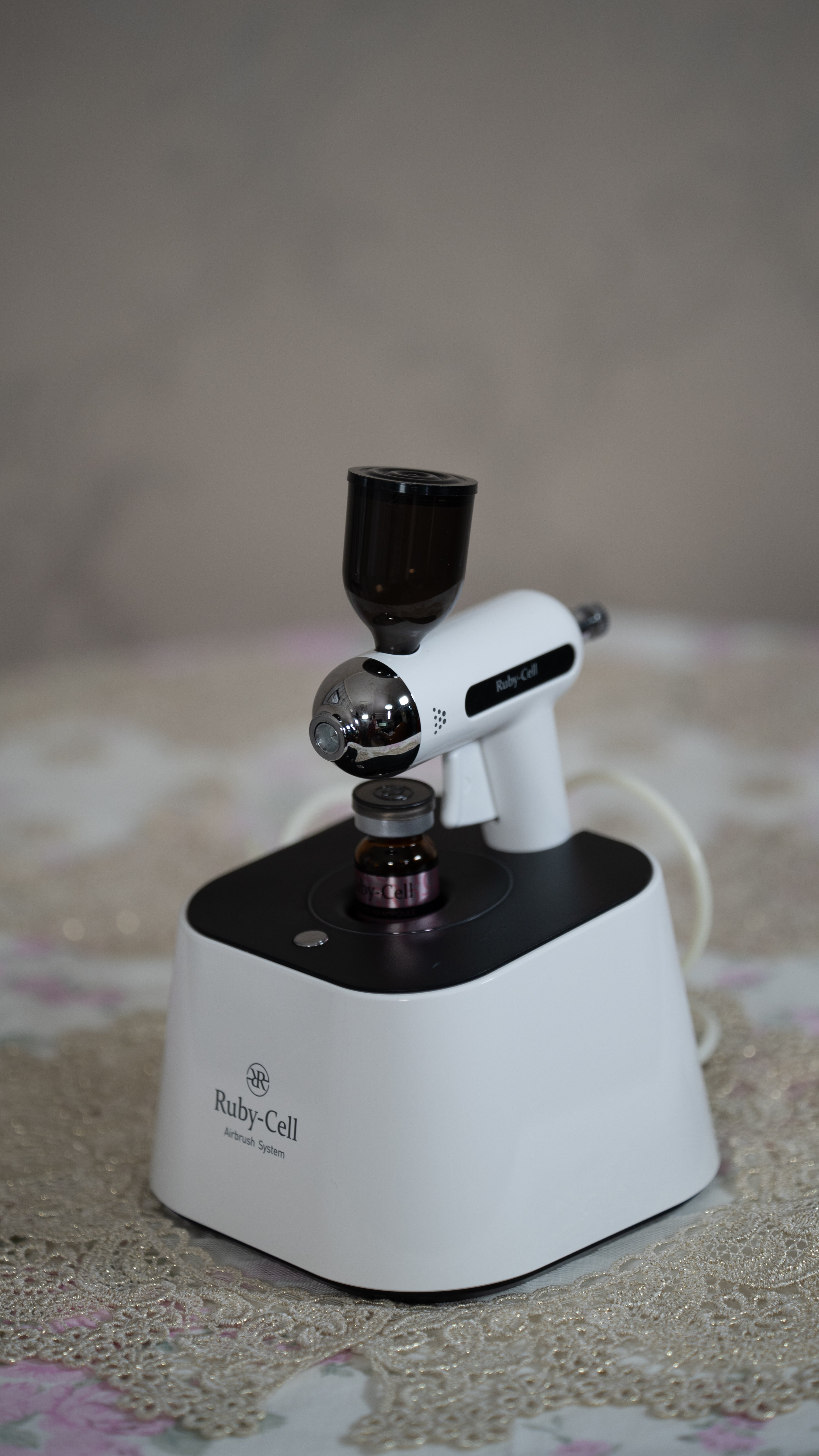 Ruby-Cell Airbrush System (Tabletop) – Antiaging Skincare Shop