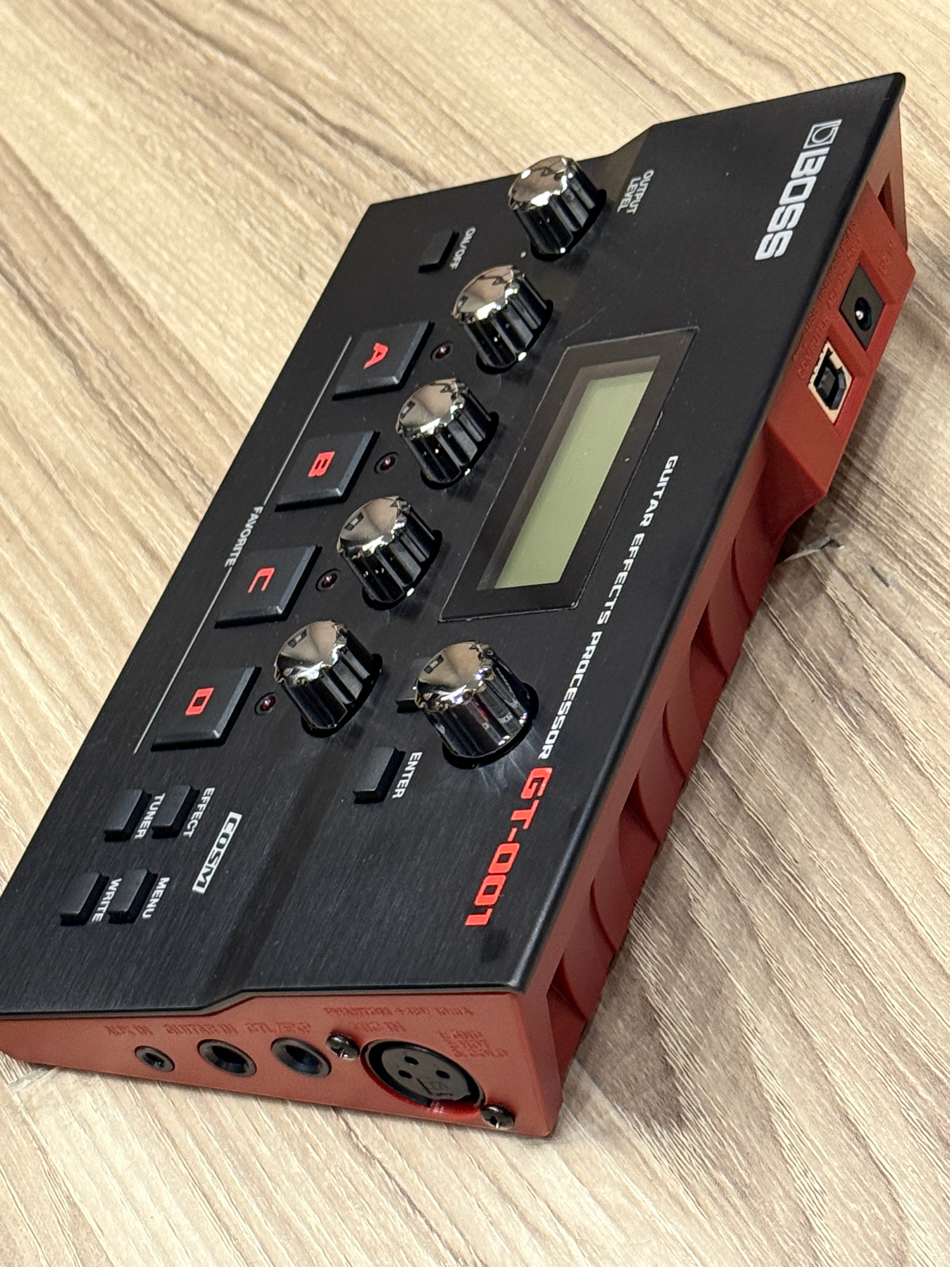 Boss GT-001 Guitar Effect Processor Tabletop USB – nafiriguitar.com