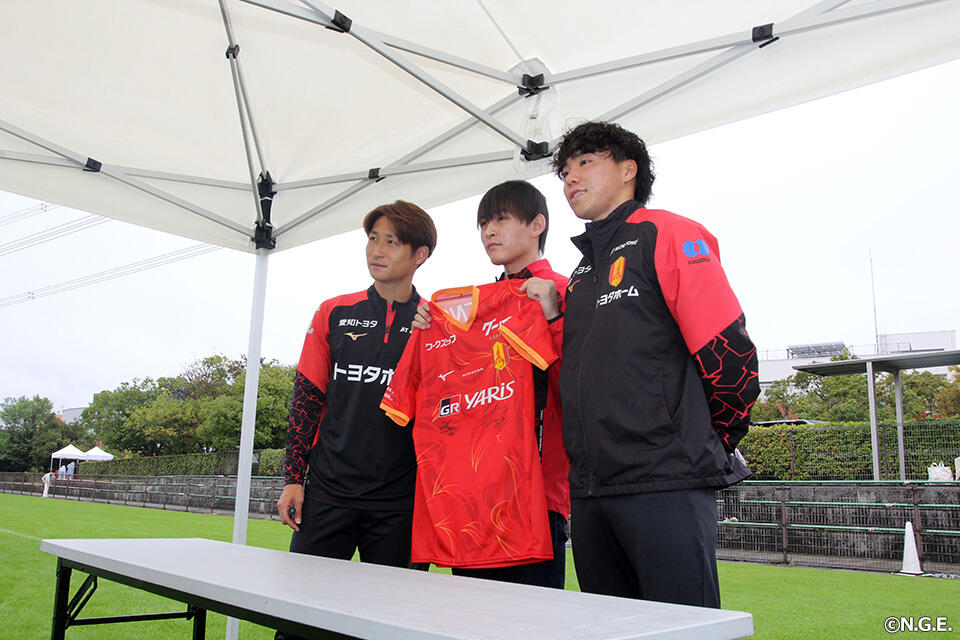 和泉竜司 | 選手・スタッフ | チーム | 名古屋グランパス公式サイト