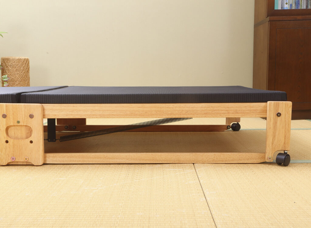 NK-2712］炭入り折りたたみベッド畳ロータイプ シングル［ヘッド無し