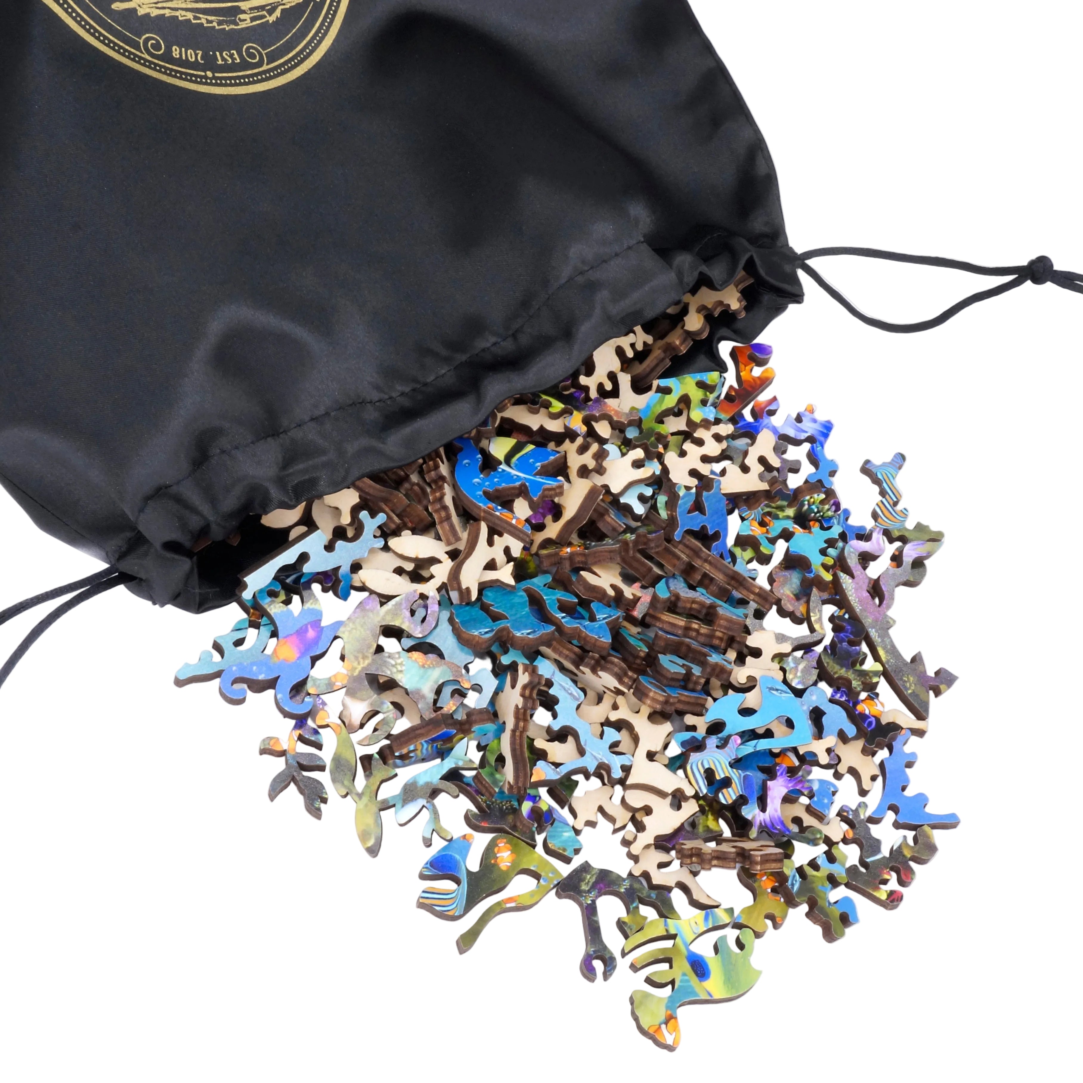 Colorful Coral Kingdom (505 Piece Wooden Jigsaw Puzzle) | Nautilus