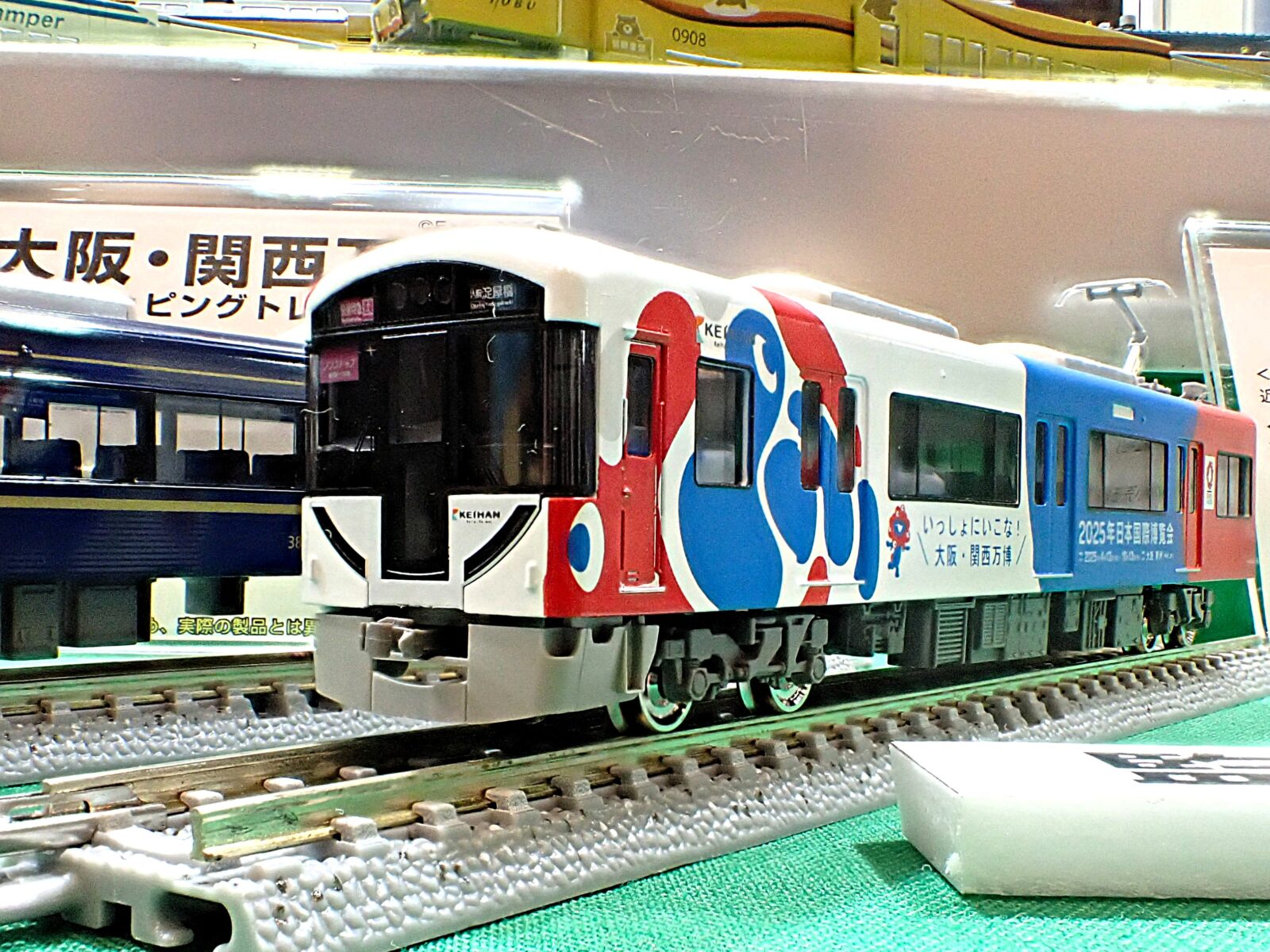 京阪3000系（大阪・関西万博ラッピングトレイン）先頭1両ディスプレイ