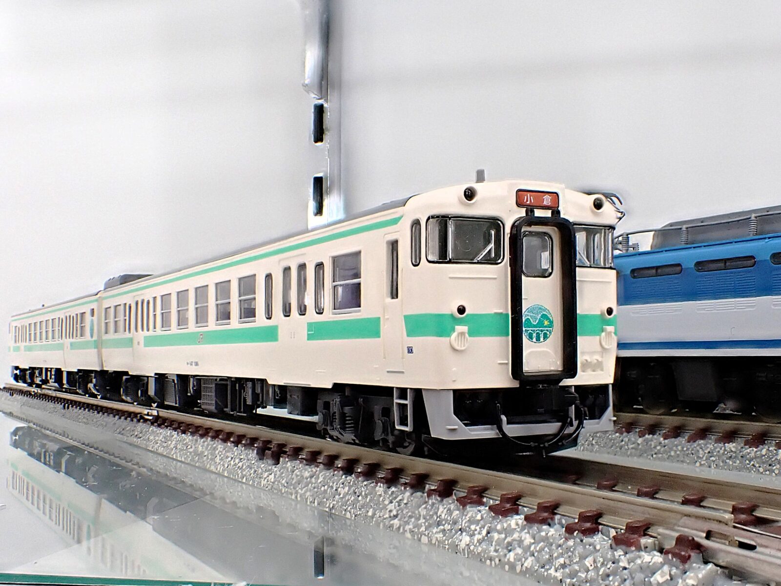 キハ147形ディーゼルカー（日田彦山線BRT ひこぼしラインラッピング