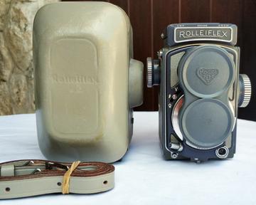 Rolleiflex 4x4 Baby Cameras, Grey Baby, Post War Black Baby, Black