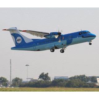 天草エアライン、ATR42-600「みぞか号」1周年でゴールドみぞか号