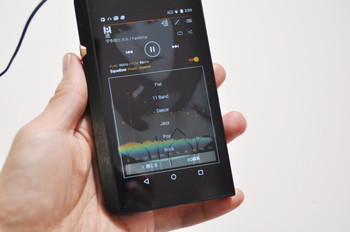 スマホに加えて、Android搭載ポータブルプレーヤーを持つメリットとは