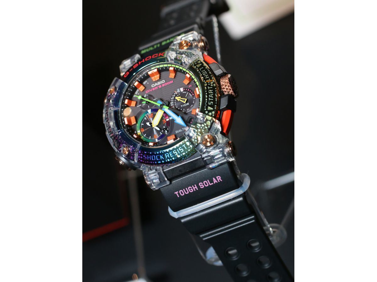 G-SHOCK FROGMANの新作、ボルネオ虹蛙をテーマにした異色の「カエル