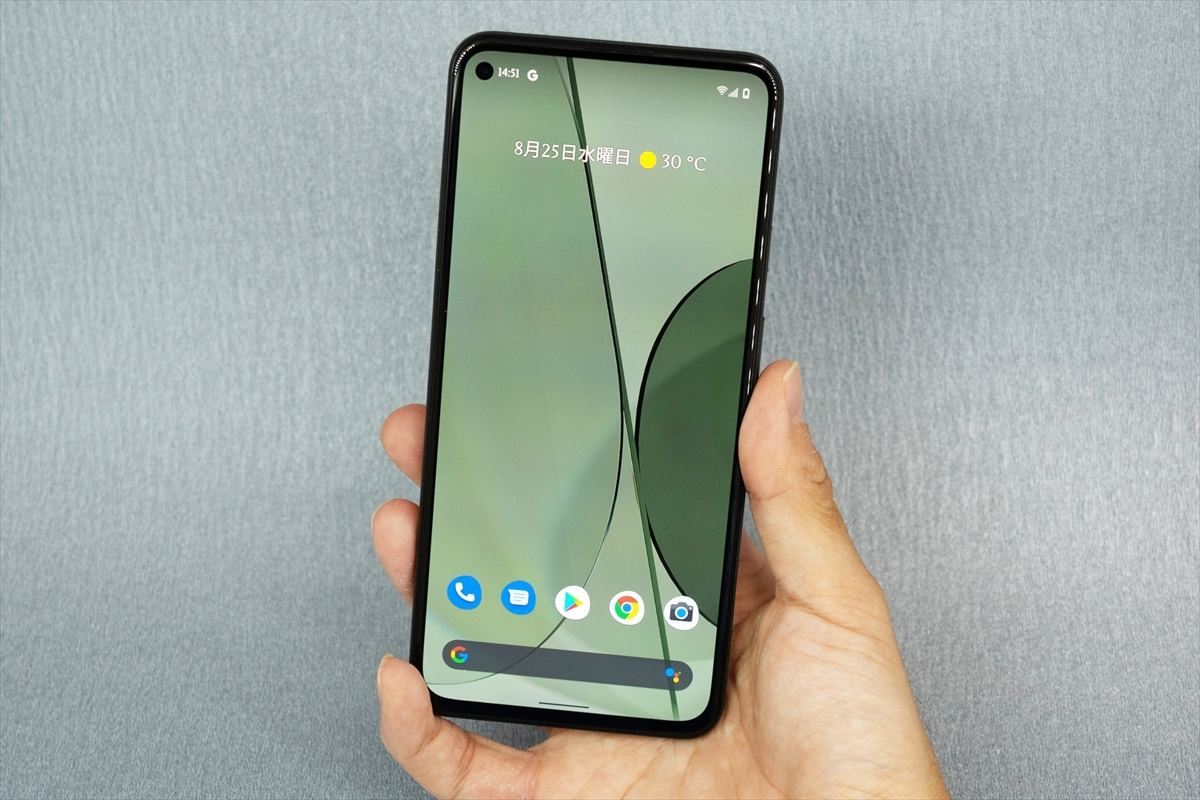 Pixel 5a (5G)レビュー - 前フラッグシップと並ぶ性能、でも高コスパ