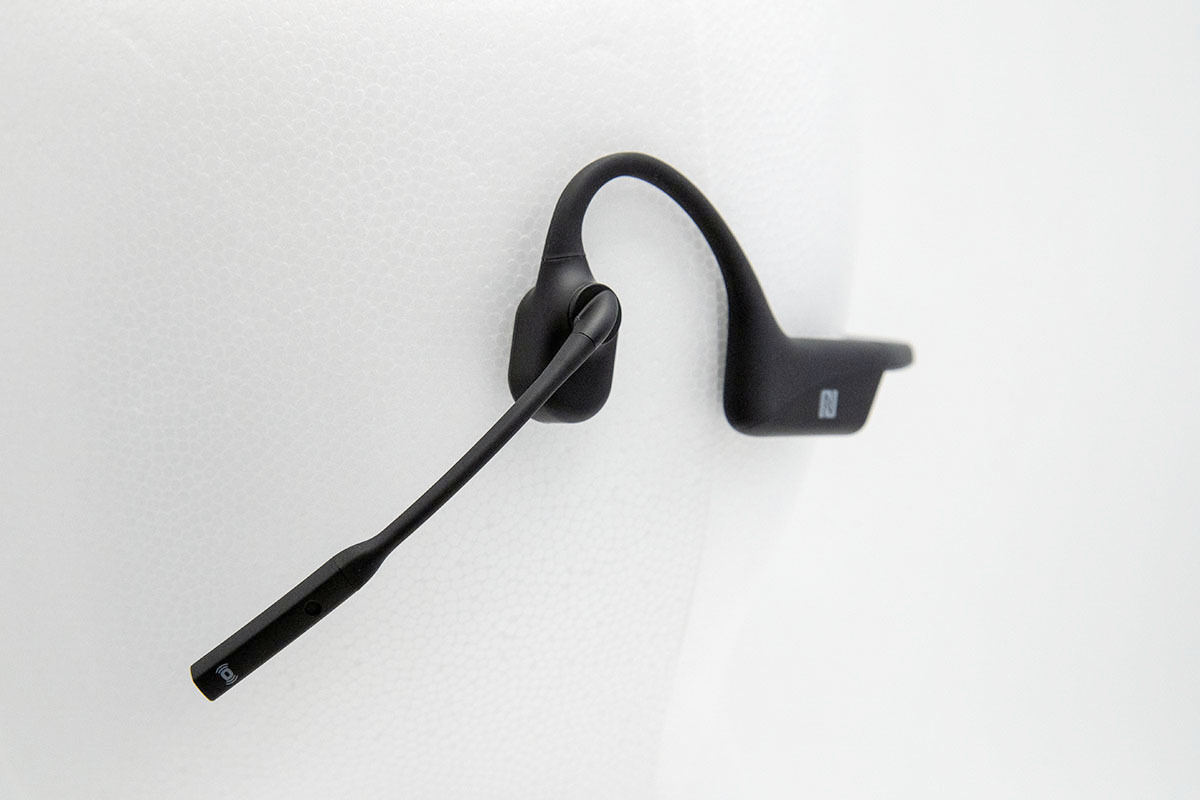 Shokz、PC用アダプタ付きの骨伝導ヘッドセット「OpenComm UC」 | マイ