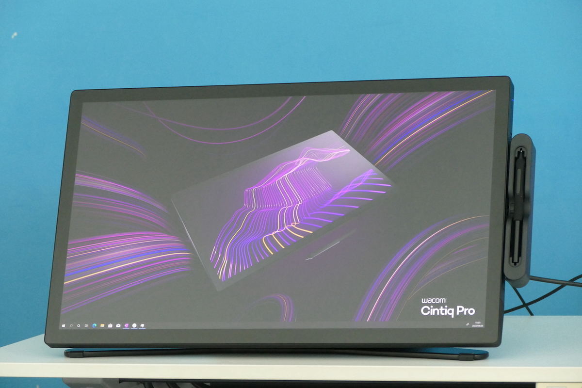 ワコム、120Hz対応の4K液タブ「Cintiq Pro 27」 - スタジオコロリド