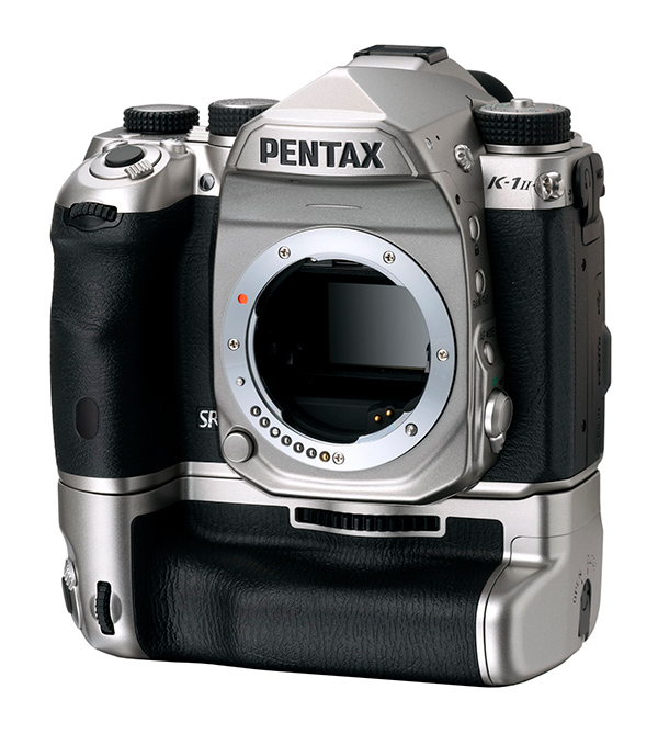 PENTAX K-1 Mark II Silver Edition:A limited-edition silver model