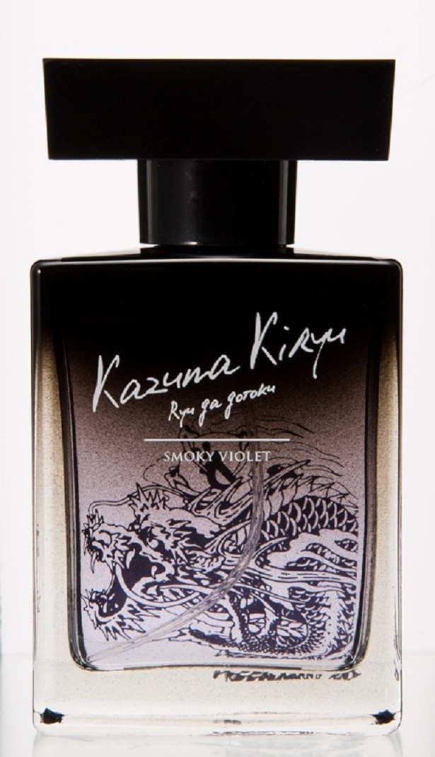 龍が如く0 桐生一馬 香水 フレグランス 名刺付き Fitsコラボ Amazon