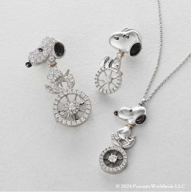 スヌーピーをモチーフにしたラグジュアリーなダイヤモンドジュエリーが