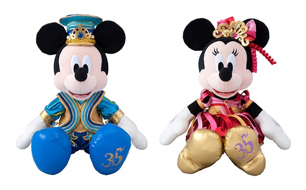 祝祭ムードのミッキーたちが集合！35周年メイングッズは約180種類
