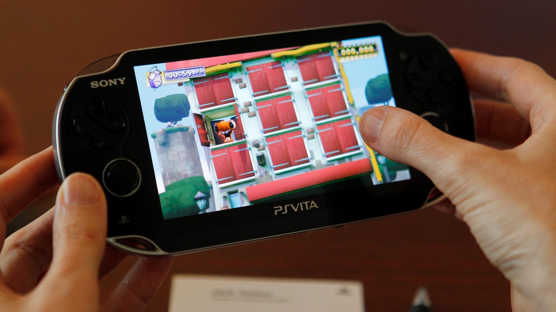 新型PSP、ほぼ全てのPS5ソフトをプレイできる？ソニーが水面下で準備中