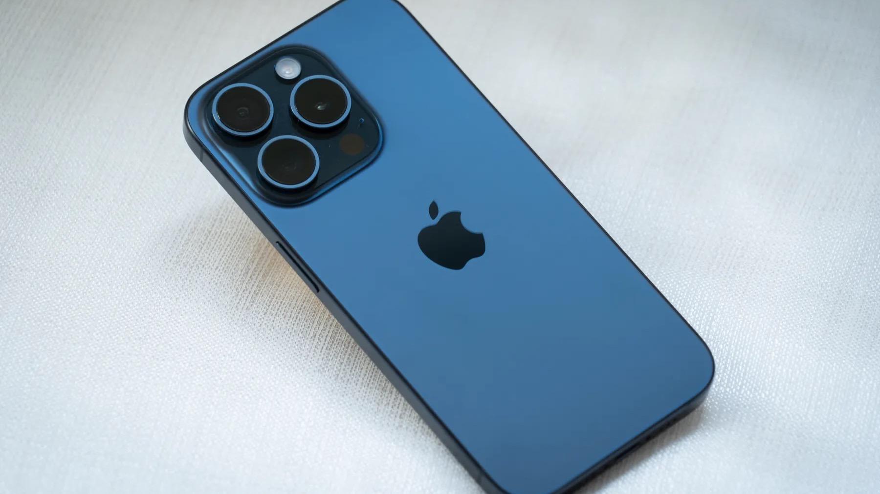 最大2.1万円安い】Apple整備済にiPhone 15の在庫復活。いま「15」を