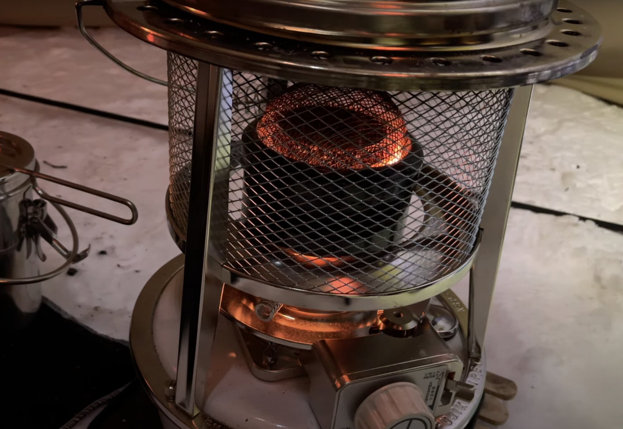 冬キャンプの強い味方！フジカハイペットと人気の石油ストーブ4機種を