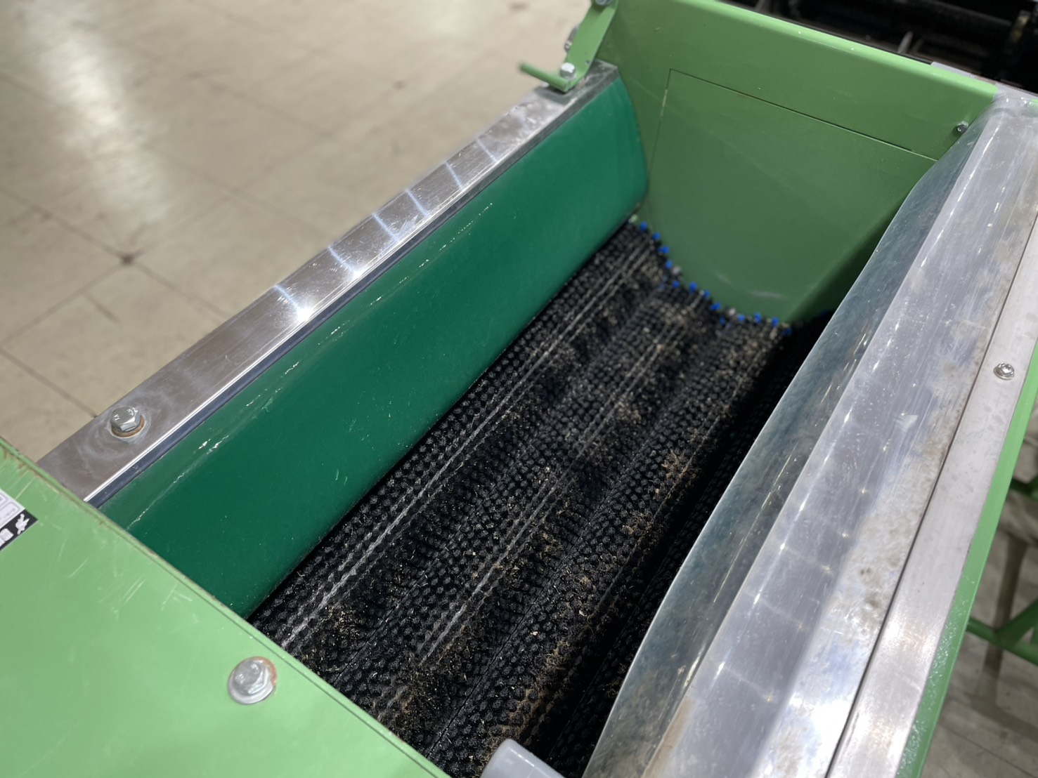 人参洗浄機 サシナミ CW75-6 ｜ 農家の味方 農機具スーパー 青森県