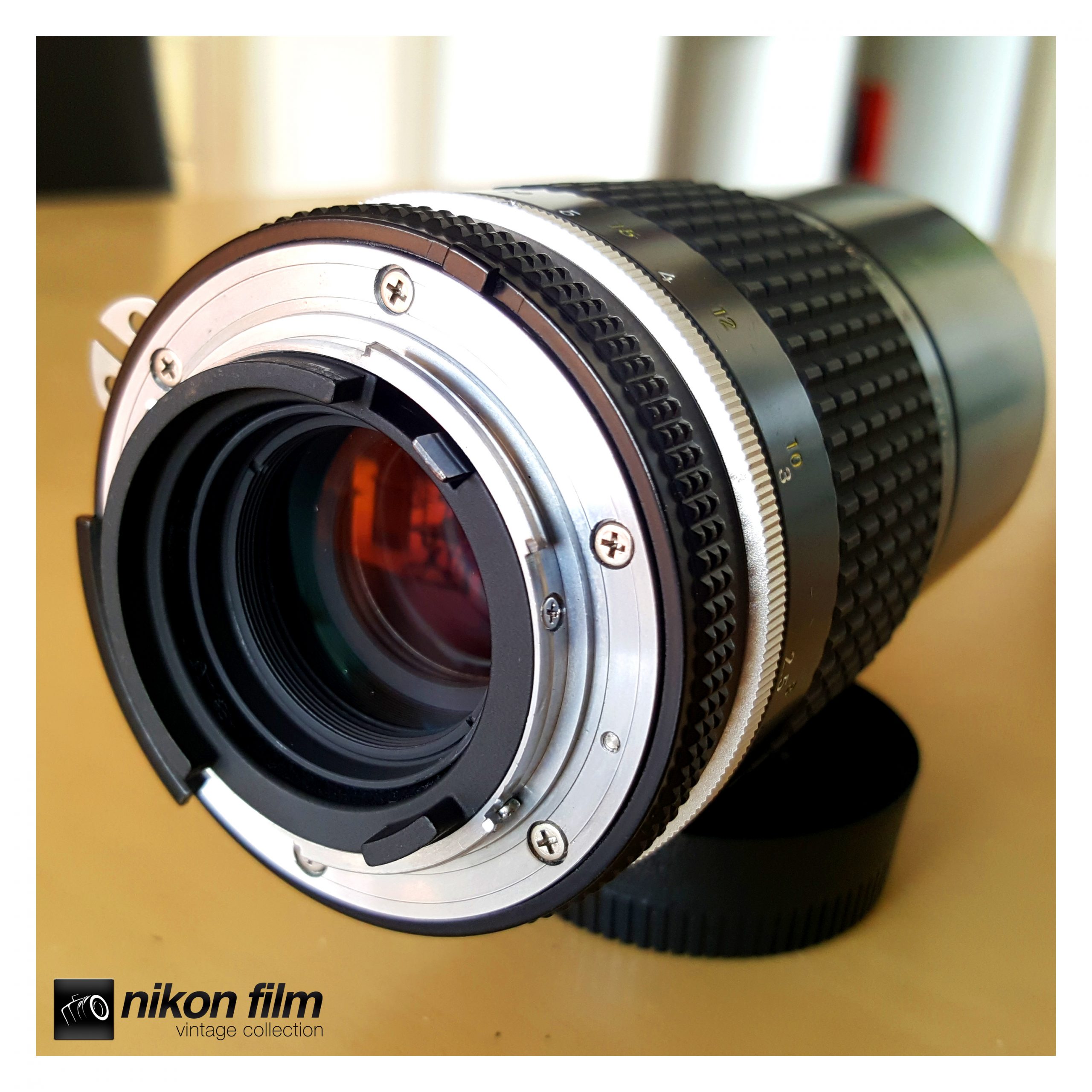 Nikon Nikkor 200mm F/4 AiS - Boxed -