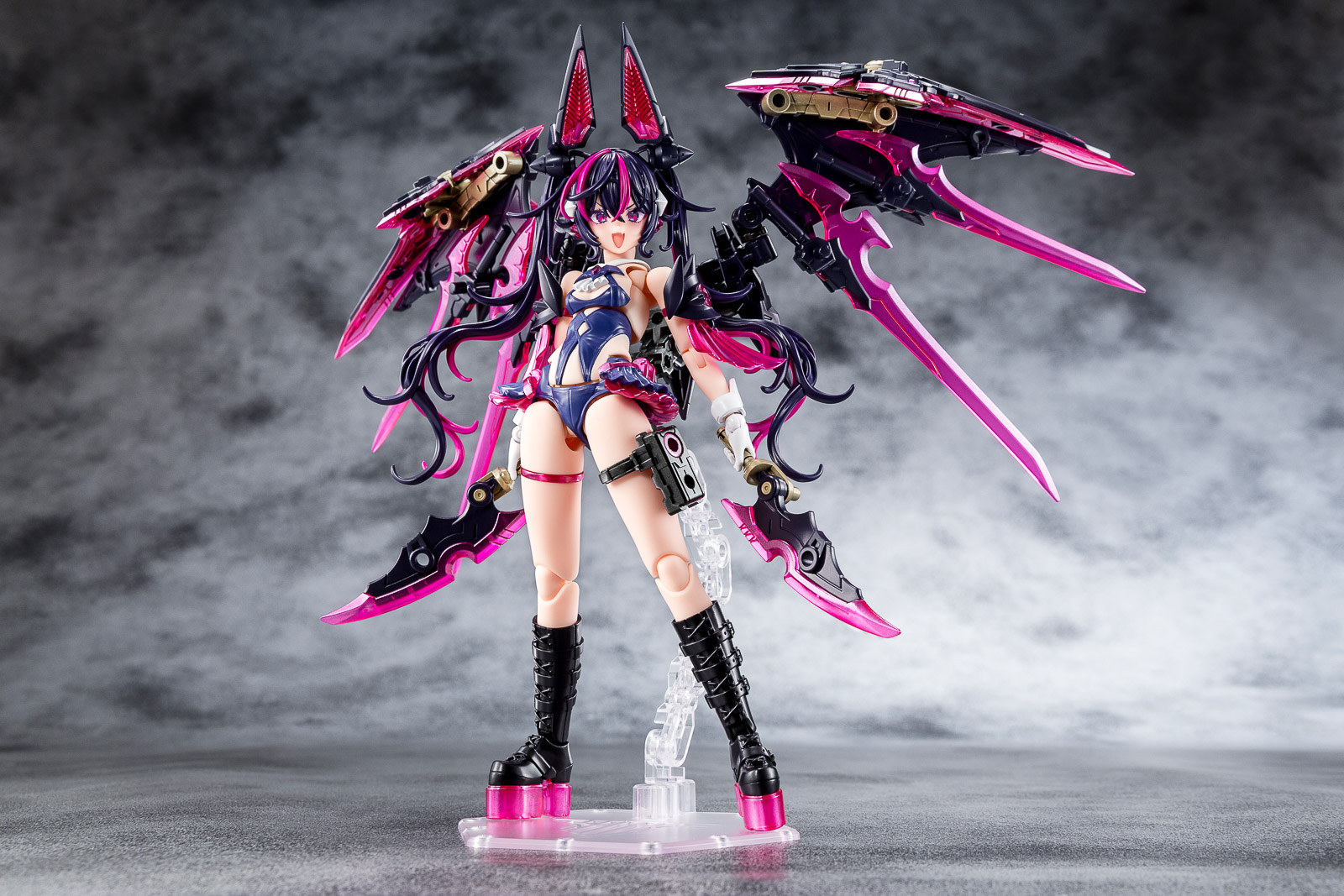 重なる髪、肉体と共に組み上がる衣装。「メガミデバイス デザイア