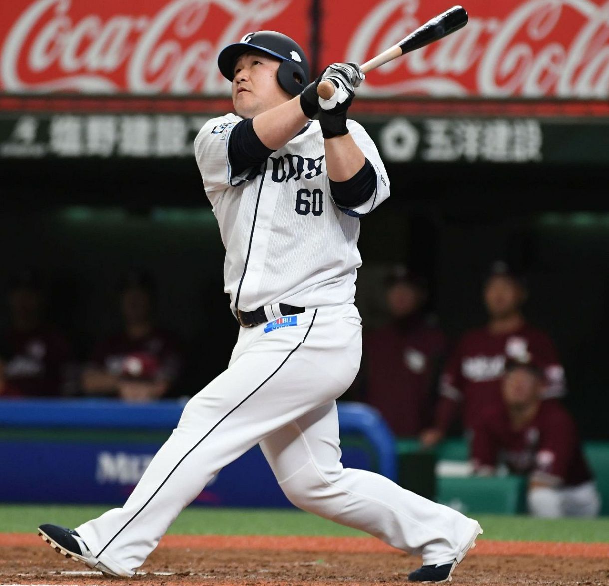 通算記録をおかわり！史上初の2000三振を喫した直後に460号 西武中村