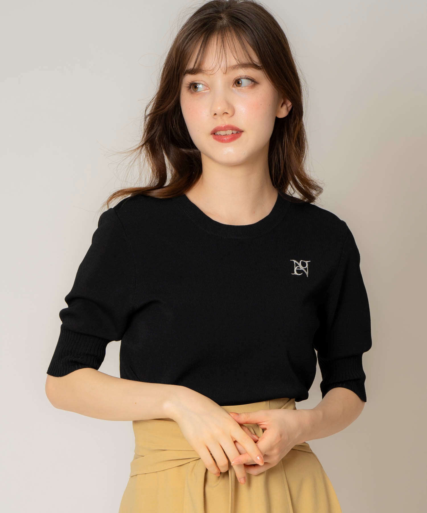 ロゴ刺繍クルーネックニット | ニット | NOELA OFFICIAL WEB STORE