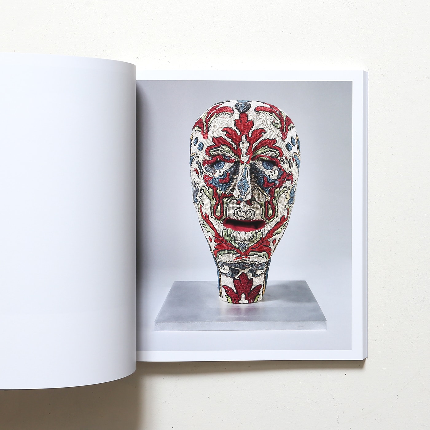 Louise Bourgeois: The Woven Child | ルイーズ・ブルジョワ | nostos