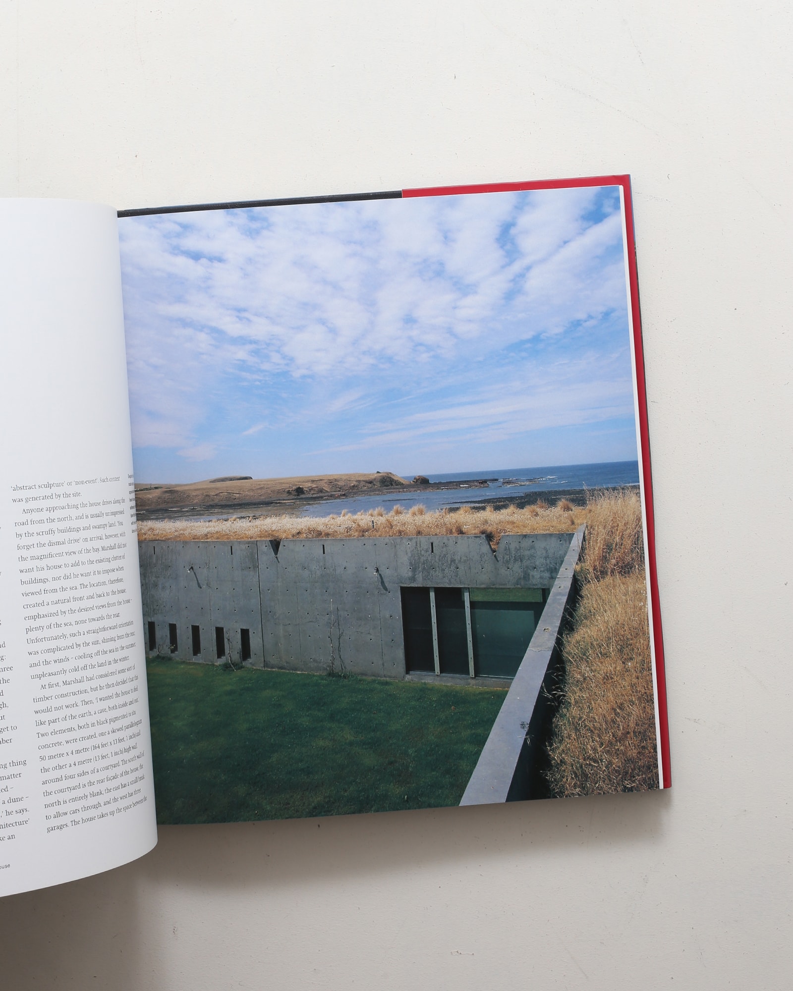 Modern House | John Welsh | nostos books ノストスブックス