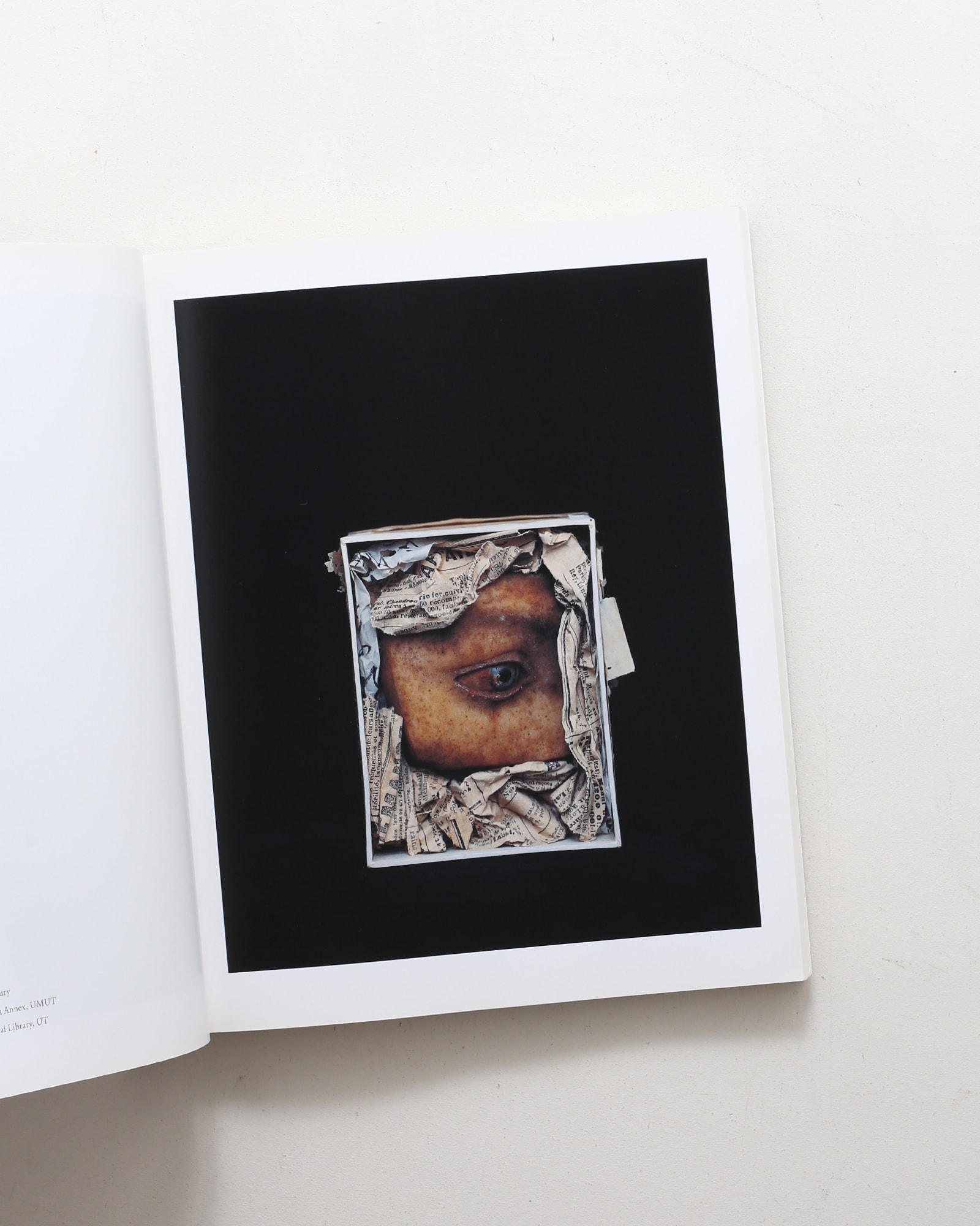 Chamber of Curiosities 東京大学コレクション | 上田義彦、西野嘉章