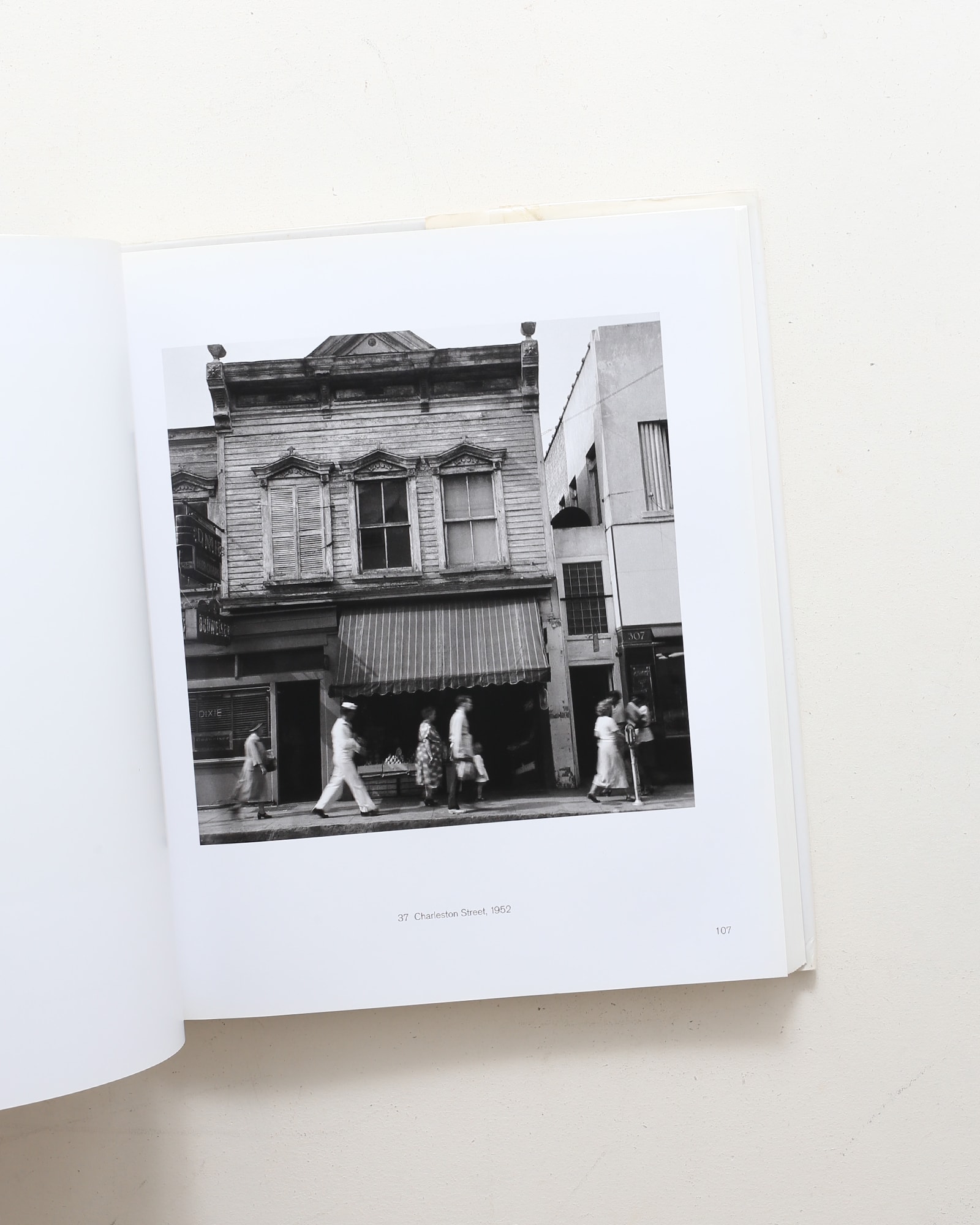 Robert Rauschenberg: Photographs 1949 - 1962 | ロバート・ラウ