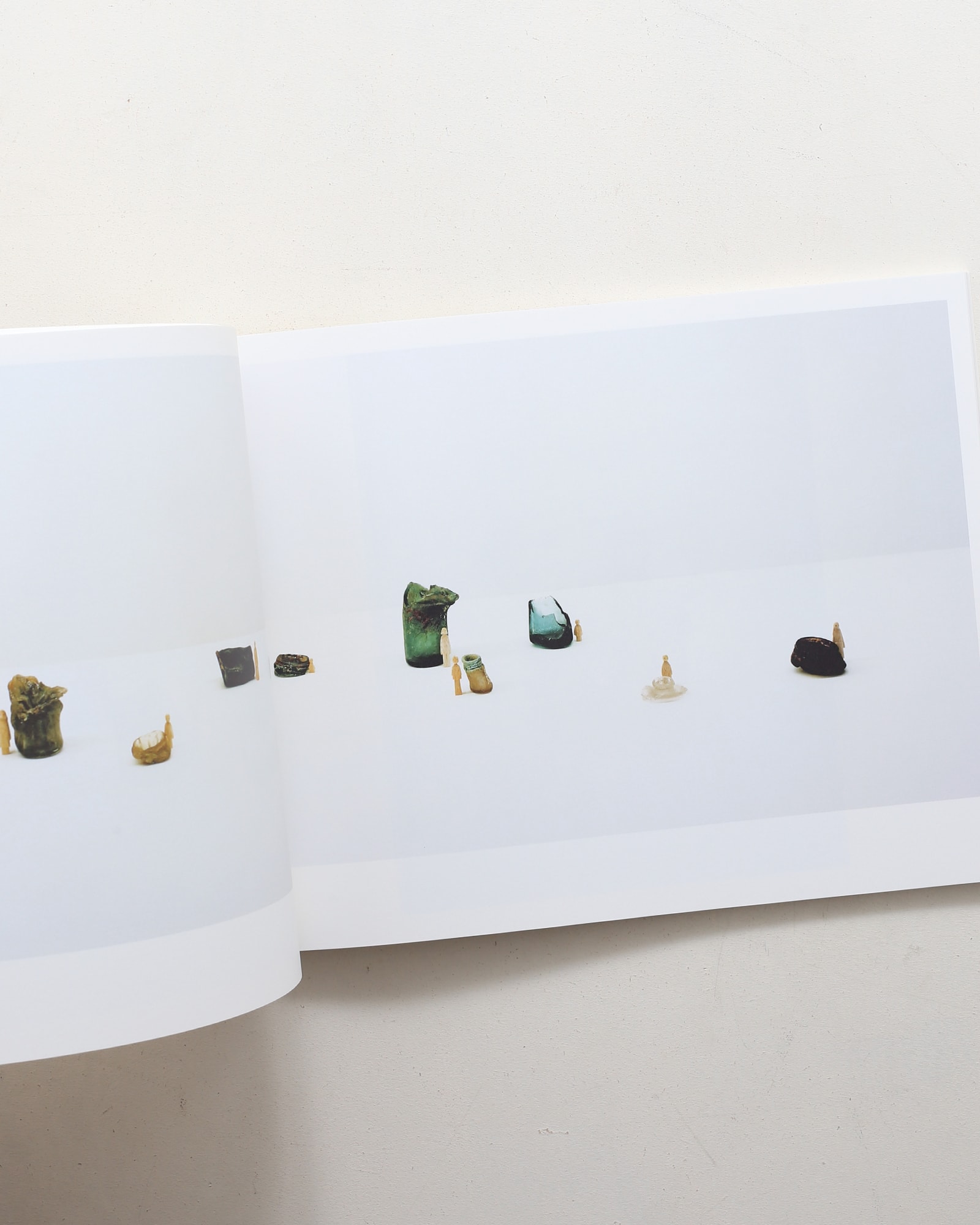 内藤礼 1985–2015 祝福 | nostos books ノストスブックス