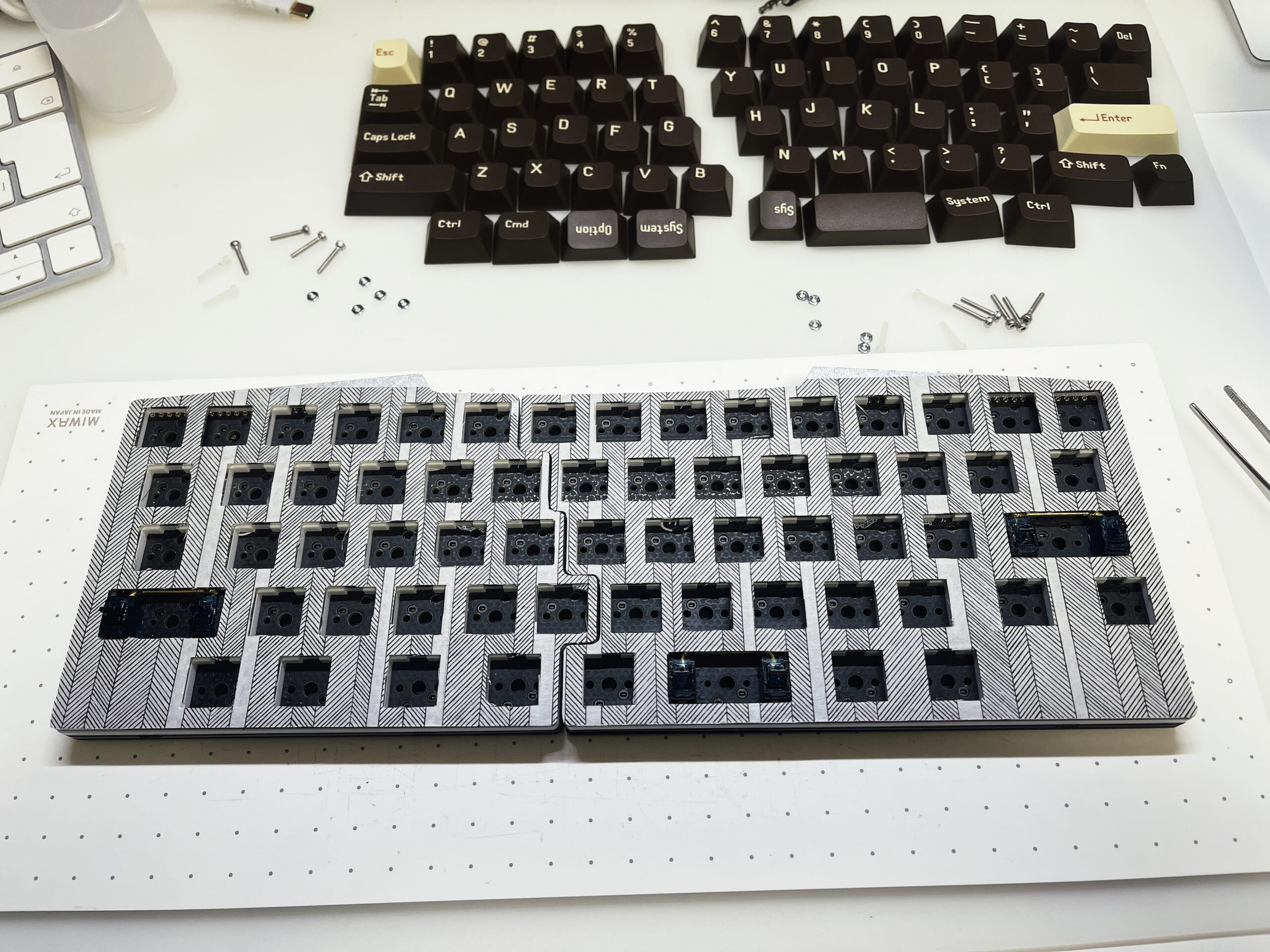 7sProフルアクリルバージョンをマウントプレートを戻し、無線化して